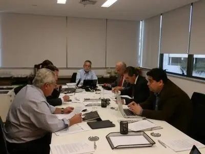 Comissão de Assuntos Políticos reunida em Brasília 