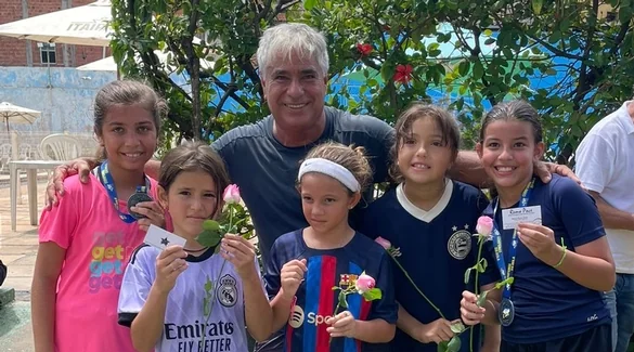 Festival de futebol feminino infantil é realizado na Sede Social da ABM