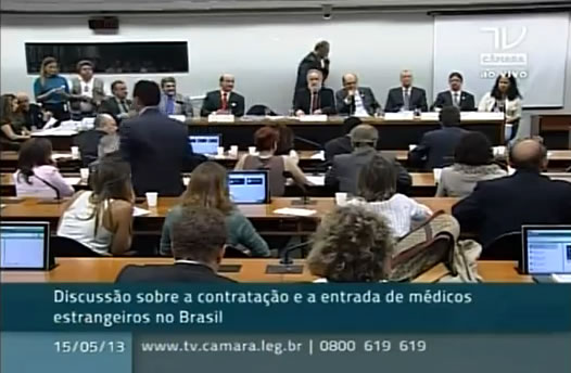Médicos estrangeiros no Brasil. Deputado Mandeta