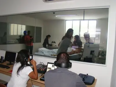 INESS realiza curso inédito na Bahia para instrutores em Simulação